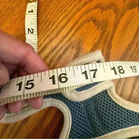 🌈 6/$60, Soft Padded Dog Harness XS Faux Fur Polar Bear Adjustable Blue Beige - Picture 6 of 7